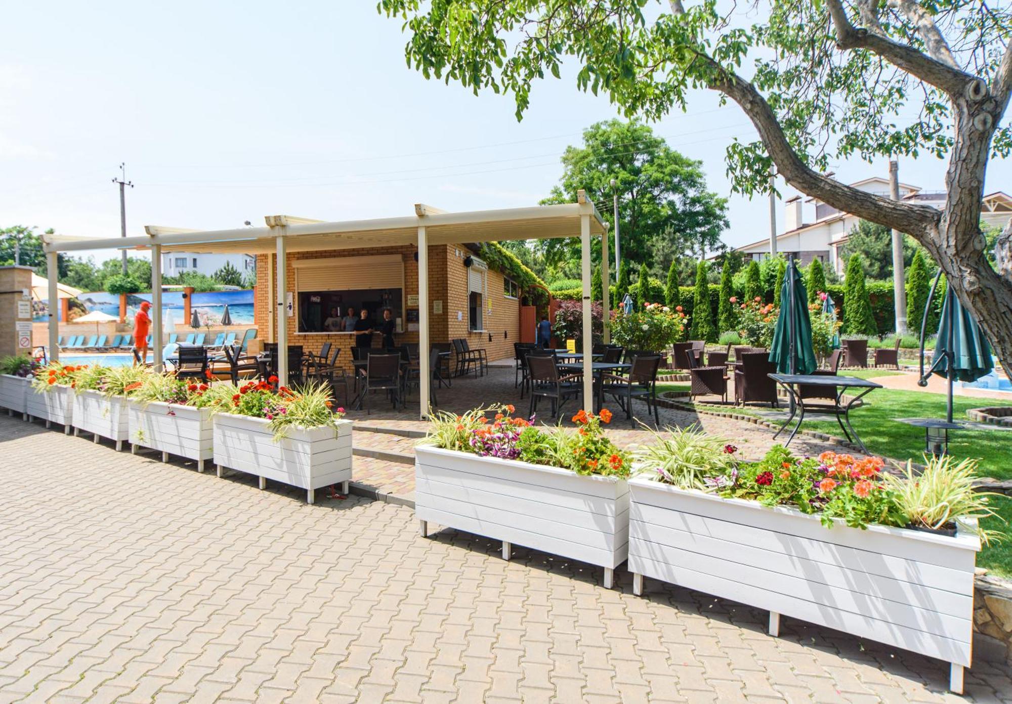 Sovinyon Resort Burlach'ya Balka Buitenkant foto