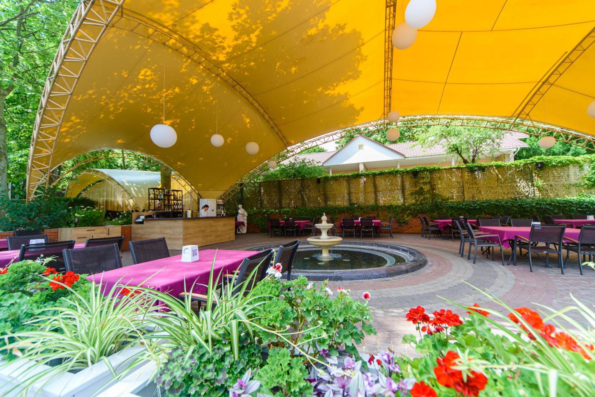 Sovinyon Resort Burlach'ya Balka Buitenkant foto